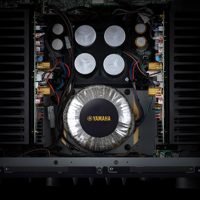 Yamaha R-N2000A