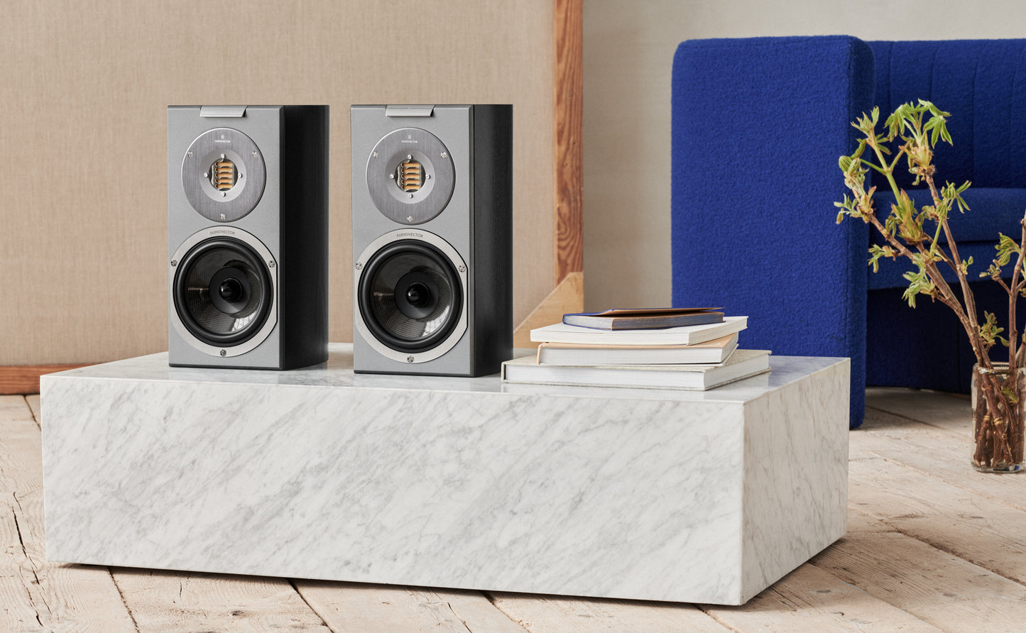 Audiovector R1 Arretè