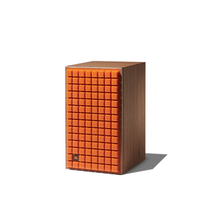 JBL L82 Classic sett forfra med oransje Quadrex-front