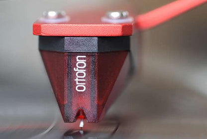 Ortofon 2M Red pickup i bruk
