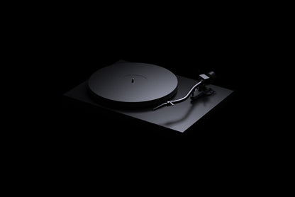 Pro-Ject Debut PRO S Balanced sett fra siden