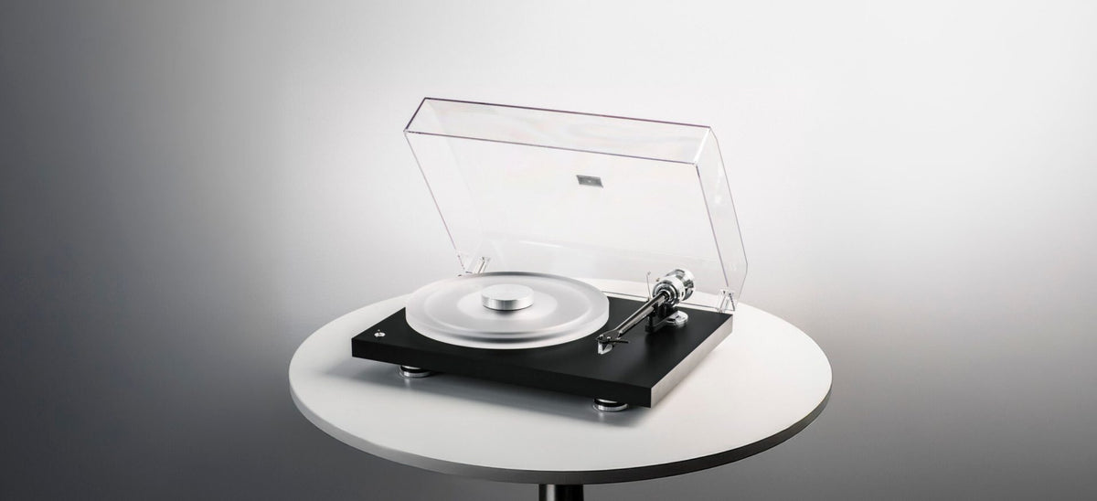 Pro-Ject Debut Reference 10 med støvdeksel