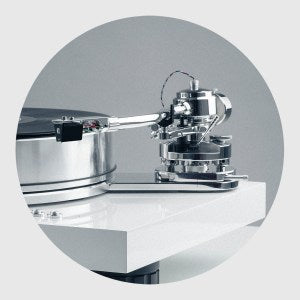 Pro-Ject Signature 10 10-tommers single-pivot tonearm