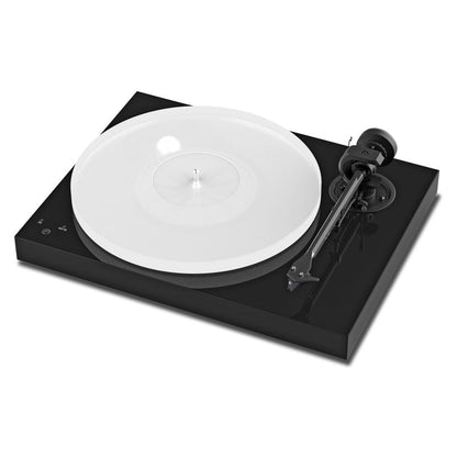 Pro-Ject X1 B i piano sort