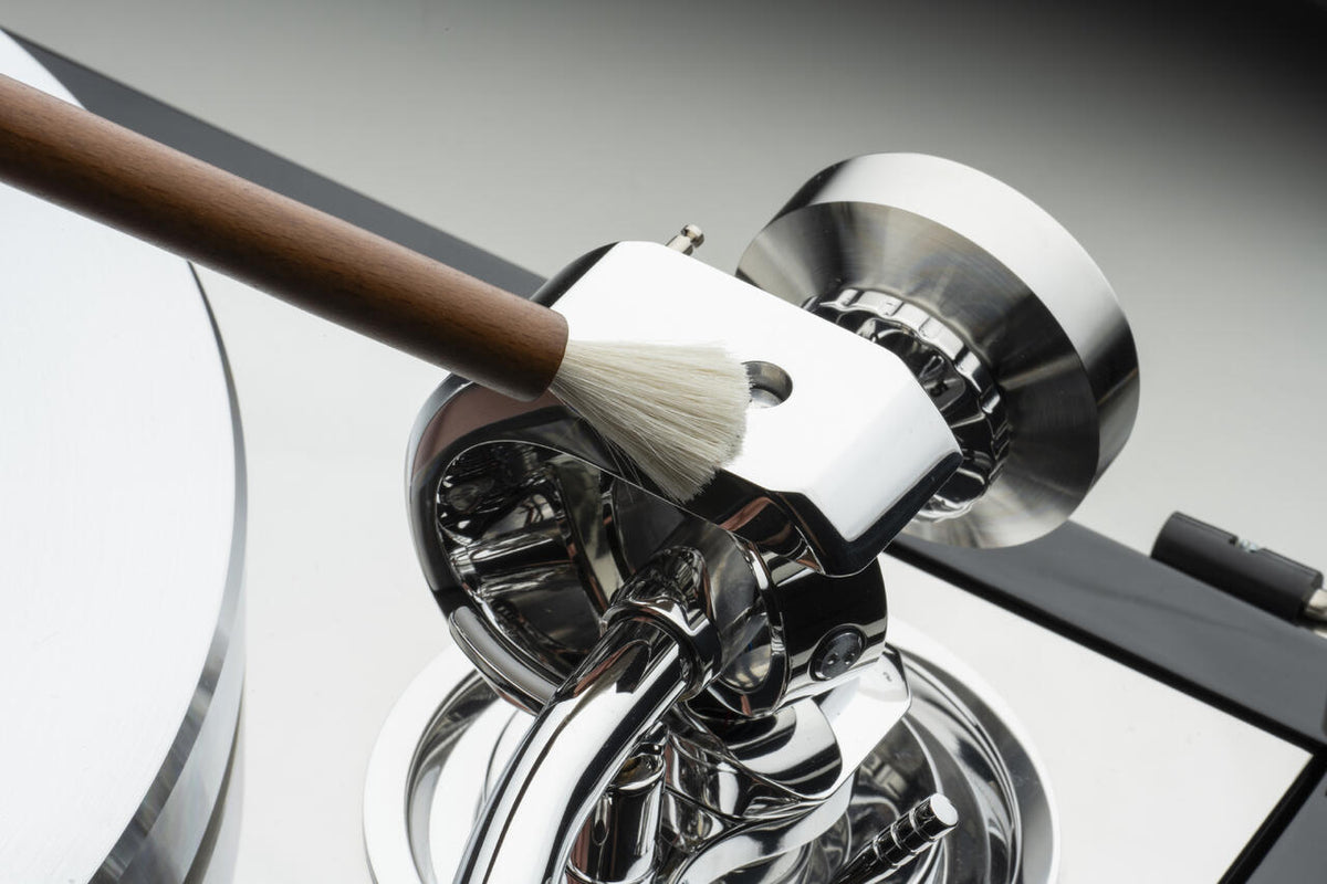 Pro-Ject Broom it brukt til støvfjerning rundt tonearm